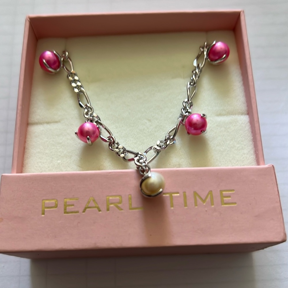 It’s Pearl Time Elora Necklace